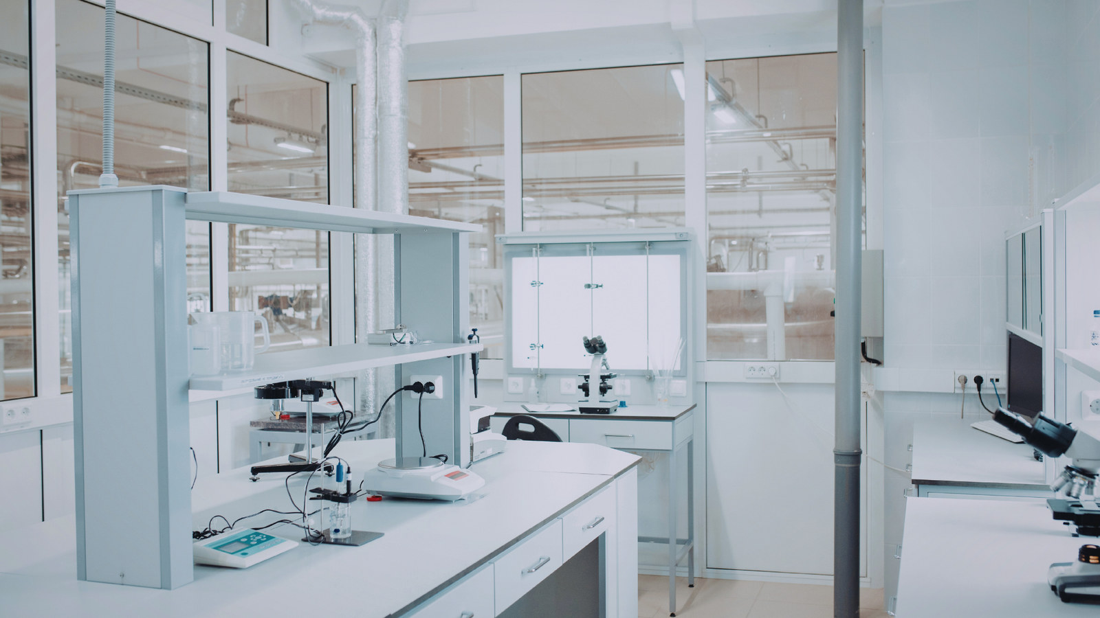 Modern lab tables and modular science furniture in a lab.
